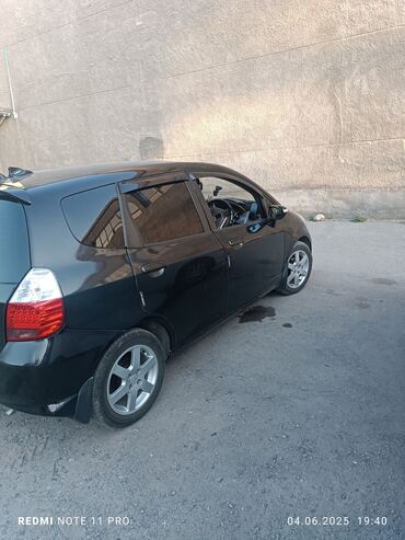 коробка на цивик: Honda Fit: 2004 г., Вариатор, Хэтчбэк