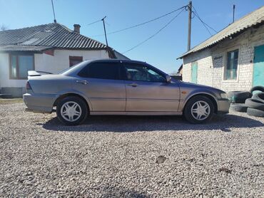 машина аренда фит: Honda Accord: 1998 г., 2 л, Автомат, Бензин, Седан