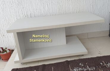 Stolovi: Trio stocic (tri stocica u jednom kada se razvuku). Moze da se uradi — 8