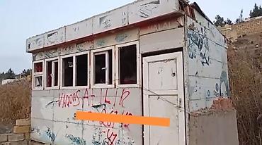 səyyar satıcı: Vaqon təcili satılır ( 7 metir uzunluğu var 3 metir də eni di ) — 1
