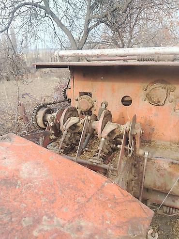 Traktorlar: Tek pires baqlayan satlir Xüsusiyyətlər: - Belarus MTZ seriyalı — 10