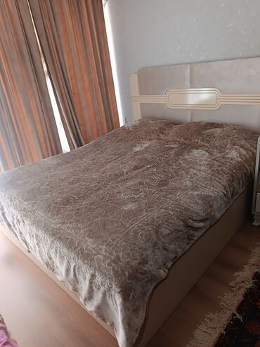 işlenmiş demir: Двуспальная кровать, Шкаф, Б/у