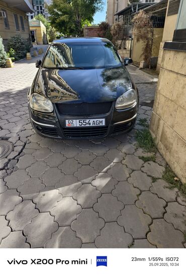Volkswagen: Volkswagen Jetta: 2008 г., 1.6 л, Механика, Бензин, Седан