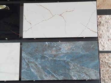 rendeler: Keramoqranit/divar-döşəmə plitələri – böyük formatlı vitrin