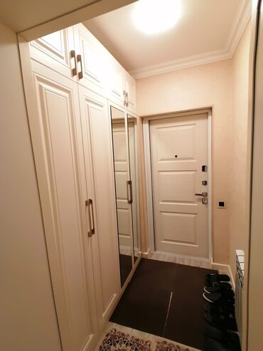 Həyət evləri və villaların satışı: Qaraçuxur qəs. 4 otaqlı, 130 kv. m, Orta təmir — 6