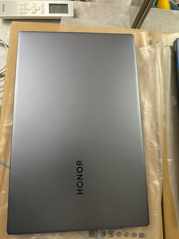 продам компьютер: Ноутбук, Honor, 16 ГБ ОЗУ, AMD Ryzen 5, Б/у
