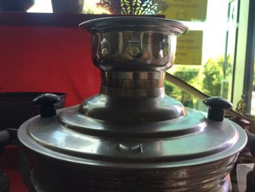 Samovarlar: Təzədi̇r ağ dəmkeşlər üzərinə çaydan qoymaq üçün samovar odluğunun — 9