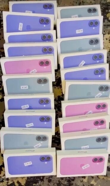 iphone 11 elde: IPhone 11, 128 GB, Mavi, Face ID