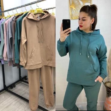 спортивный костюм адидас из 90х: Спортивный костюм, Made in KG, 2XL (EU 44), 3XL (EU 46), 4XL (EU 48)