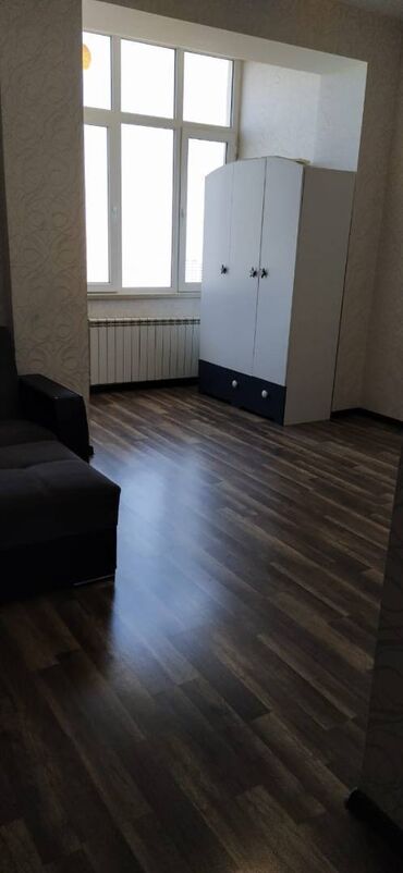 Yeni tikili: 9-cu mikrorayon, 3 otaqlı, Yeni tikili, 107 kv. m — 4