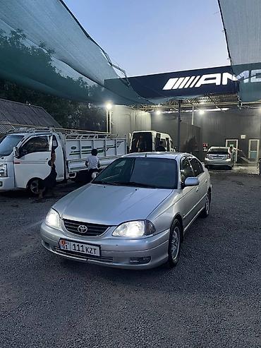голы б4: Toyota Avensis: 2002 г., 2 л, Механика, Бензин, Седан — 3