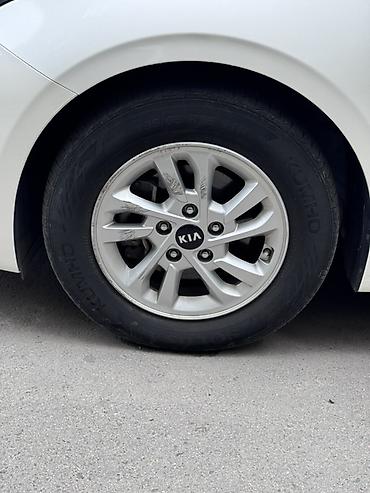 r17 honda: Меняю комплект оригинальных дисков R15 на R17
Kia K3 — 2