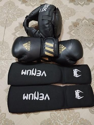 Kingbox dəsdi satılır əlcəyi başgeymi jit,fut.çəmi iki dəfə geyinilib lalafo.az -da Kingbox dəsdi satılır əlcəyi başgeymi jit,fut.çəmi iki dəfə geyinilib