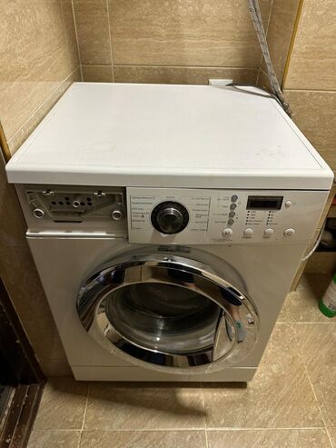 корейская стиральная машина: Стиральная машина LG, Б/у, Автомат, До 9 кг, Полноразмерная