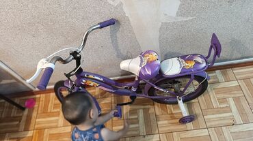 купить велосипед для ребенка 4 года: Детский велосипед, 4-колесный, 4 - 6 лет, Для девочки, Б/у