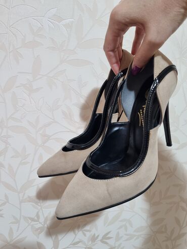 cipele novi pazar cene: Pumps, 37