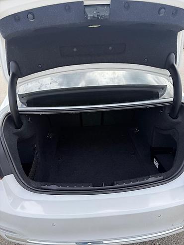 ilkin odənişsiz avtomobil: BMW 330: 2 l | Sedan — 10