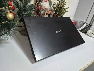 Acer: Intel Core i7, 8 GB OZU, 17.3 " — 4