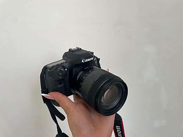 минни камера: Зеркальная камера Canon EOS с зум-объективом Canon EF‑S 18–135mm — 3