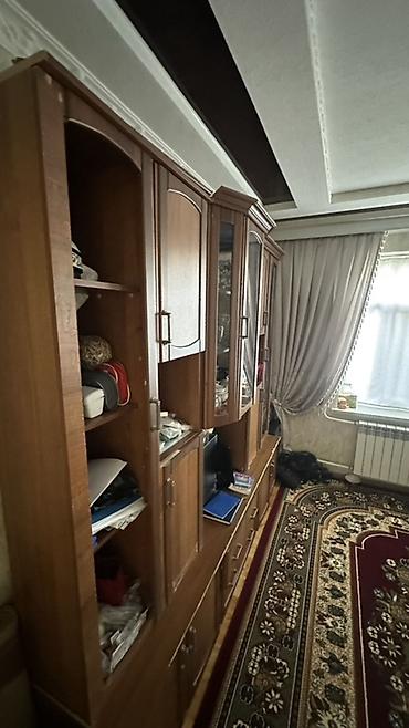 кухный сервант: Стенка/мебельный гарнитур для гостиной Продаётся вместительная — 3