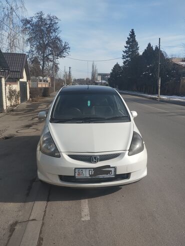 Honda: Honda Fit: 2002 г., 1.3 л, Автомат, Бензин, Седан