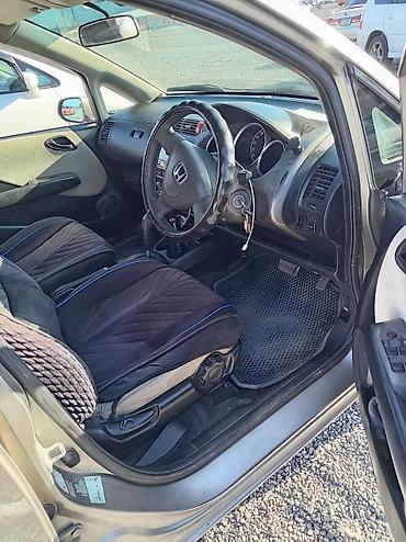 под выкуп автомобиль: Honda Fit: 2003 г., 1.3 л, Автомат, Бензин, Хэтчбэк — 2