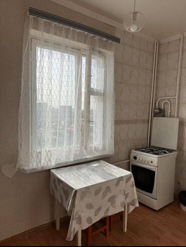 земельный участок в караколе: 1 бөлмө, 34 кв. м, 105-серия, 8 кабат