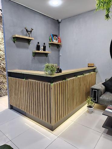 reception stolu satilir: GularaEndirim!! Qəbul masası Qiymət: 300 AZN Material: Laminat — 1