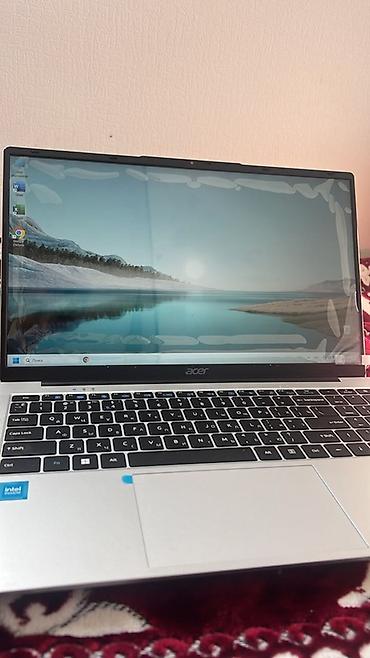 Ноутбуки Acer: Ноутбук Acer Aspire 3 в серебристом корпусе. Подходит для повседневных — 3