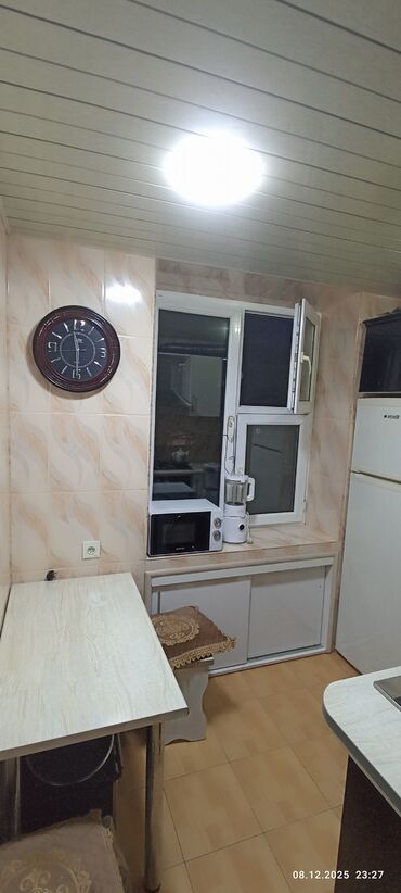 Uzunmüddətli kirayə mənzillər: 3 otaqlı mənzil – mətbəx və sanitar qovşaqla Planlama: - Açıq — 3