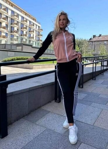 Gornji i donji deo: Trenerka 
mokra likra 
Vel s, m, l, xl, 2xl
Cena 3500 din. NABAVKA!!! — 13