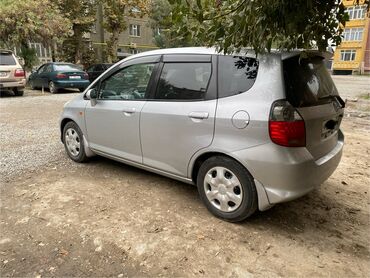 срочно куплю машину: Honda Fit: 2004 г., 1.5 л, Вариатор, Бензин, Хэтчбэк