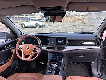 Weltmeister: Weltmeister W6, 2022 г., 68000 км, Передний, В наличии — 8