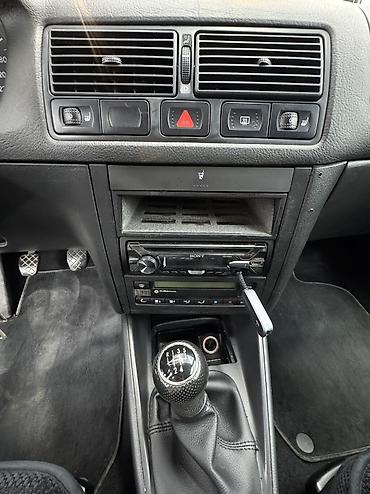Volkswagen: Volkswagen Golf: 1998 г., 1.4 л, Механика, Бензин, Хэтчбэк — 12