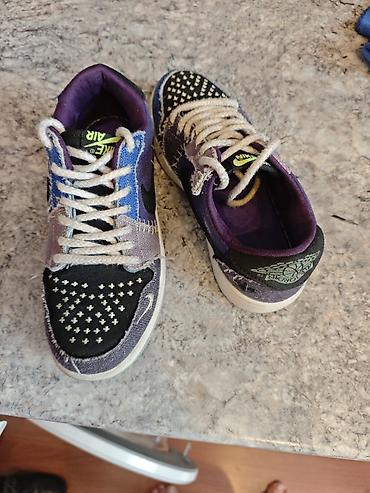 krasovka 2019: 36 razmerdi hər ikisi Məhsul: 2 cüt kişi ayaqqabısı paketi 1) Nike Air — 4