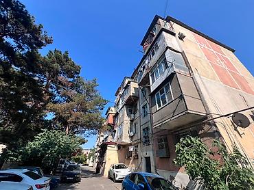 ev lahiyesi: Bakı, 3-cü mikrorayon, 2 otaqlı, Köhnə tikili, m. Memar Əcəmi, 44 kv. m — 2