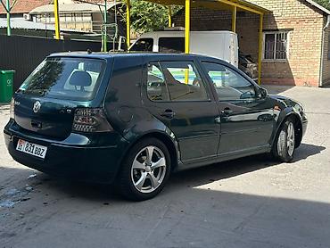 Volkswagen: Volkswagen Golf: 1999 г., 2 л, Механика, Бензин, Хэтчбэк — 2