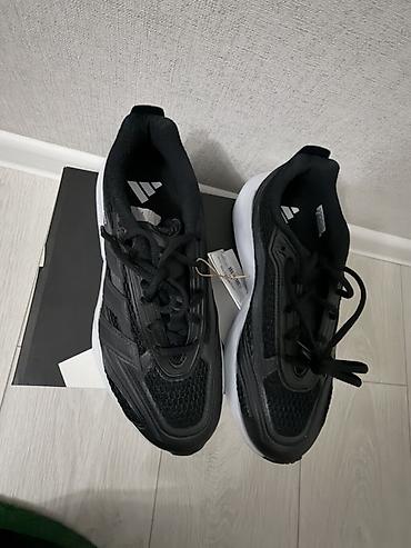 облегченные: Мужские кроссовки, 42, Adidas, Новый, цвет - Черный — 1