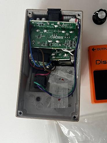 национальные вещи: Педаль Boss DS-1 + коробка (читать описание) Состояние: Физически — 2