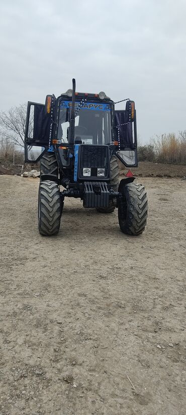traktor 892: 892