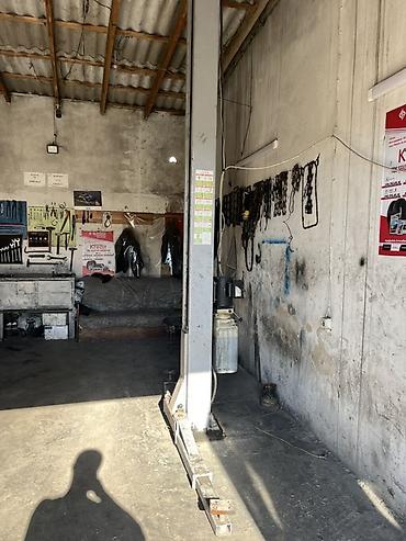 avtoyuma avadanliqlari: İki dirəkli hidravlik avtomobil qaldırıcı - Növü: 2 post lift – — 9