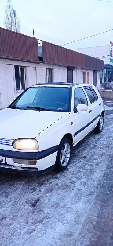 гольф3 1 6: Volkswagen Golf: 1992 г., 1.8 л, Механика, Бензин, Хетчбек