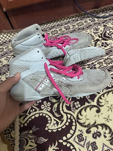lining 39: Мужские кроссовки, 36, Asics, Б/у, цвет - Серый, Платная доставка — 1