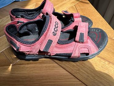 детские кроссовки 38 размера: ECCO. Детские ортопедические сандали, босоножки. Кожаные. Состояние