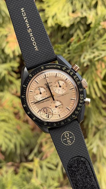 apple wath: Наручные часы OMEGA x Swatch Bioceramic MoonSwatch Mission to the Moon — 1