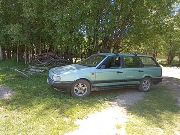 авто демио: Volkswagen Passat: 1991 г., 1.9 л, Механика, Бензин, Универсал
