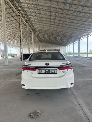 Toyota: Toyota Corolla: 2019 г., 1.8 л, Вариатор, Гибрид, Седан