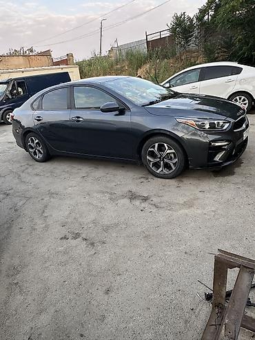 saipa saina 2019: Kia Forte: 2 l | 2019 il Sedan — 4