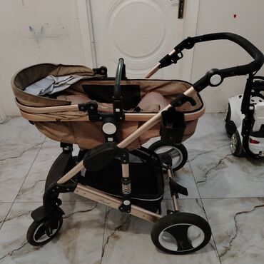 Gəzinti arabaları: Klassik gəzinti arabası, İşlənmiş, Cins: Qız, Yaş: 30 ay, Ünvandan götürmə — 11