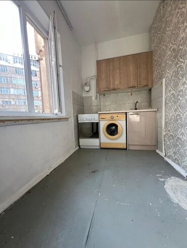 аренда квартир в бишкеке район восток 5: 1 комната, 35 м², 105 серия, 4 этаж, Старый ремонт